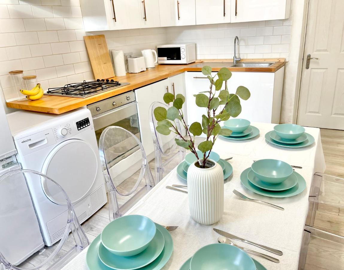 Archway Station Big Bedroom Flat Лондон Екстер'єр фото