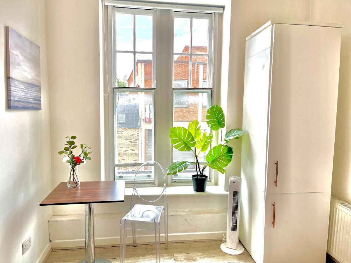 Archway Station Big Bedroom Flat Лондон Екстер'єр фото
