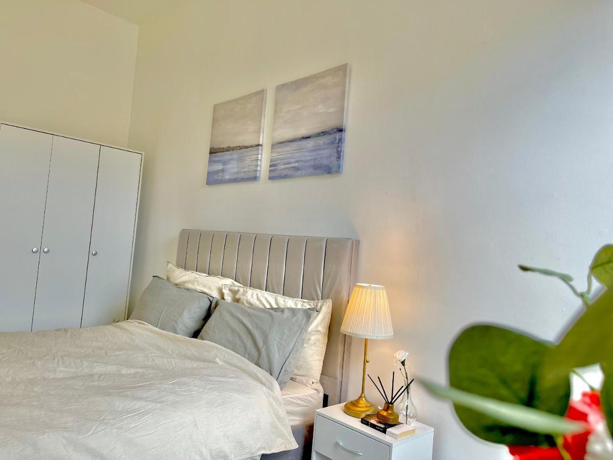 Archway Station Big Bedroom Flat Лондон Екстер'єр фото